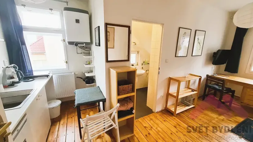 Pronájem bytu 1+kk, Praha - Libeň, Nad Rokoskou, 24 m2