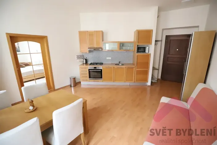 Pronájem bytu 2+kk, Praha - Nové Město, Koubkova, 52 m2