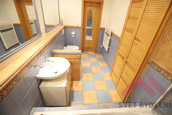 Pronájem bytu 2+kk, Praha - Nové Město, Koubkova, 52 m2