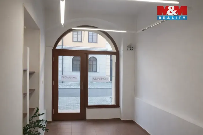 Pronájem obchodního prostoru, Pardubice - Zelené Předměstí, Smilova, 20 m2