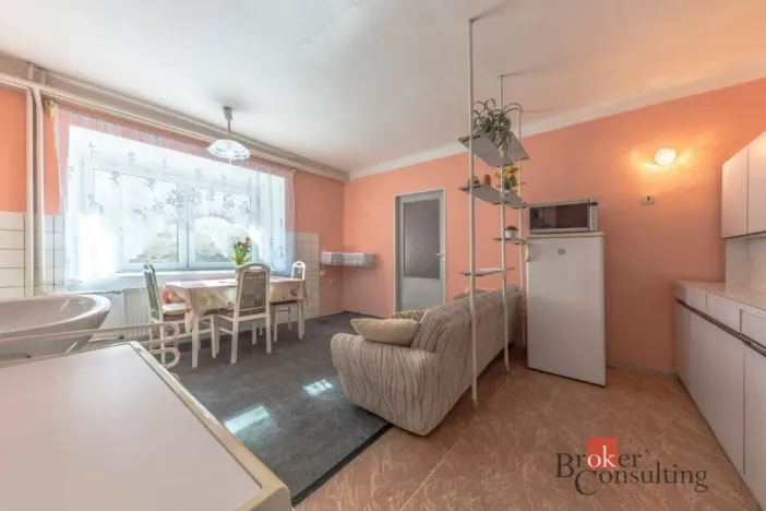 Prodej rodinného domu, Mšené-lázně - Ředhošť, 150 m2