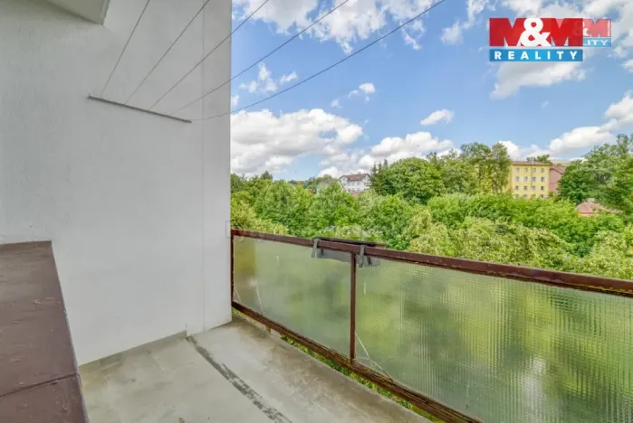 Pronájem bytu 1+1, Luby, Tovární, 38 m2