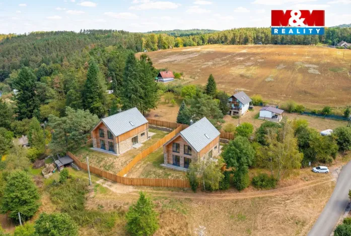 Prodej chaty, Vojníkov, 311 m2