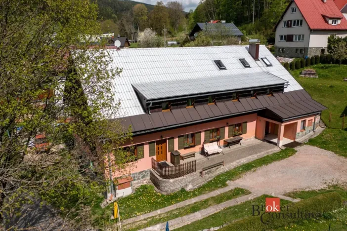 Prodej ubytování, Horní Maršov, Promenáda, 620 m2