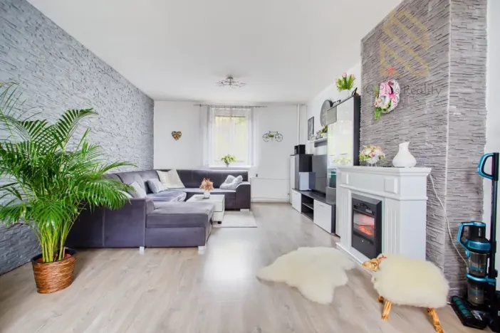 Prodej rodinného domu, Ústí nad Labem - Ústí nad Labem-centrum, Hostovická, 240 m2