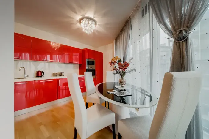 Pronájem bytu 2+kk, Praha - Žižkov, Ke kapslovně, 69 m2