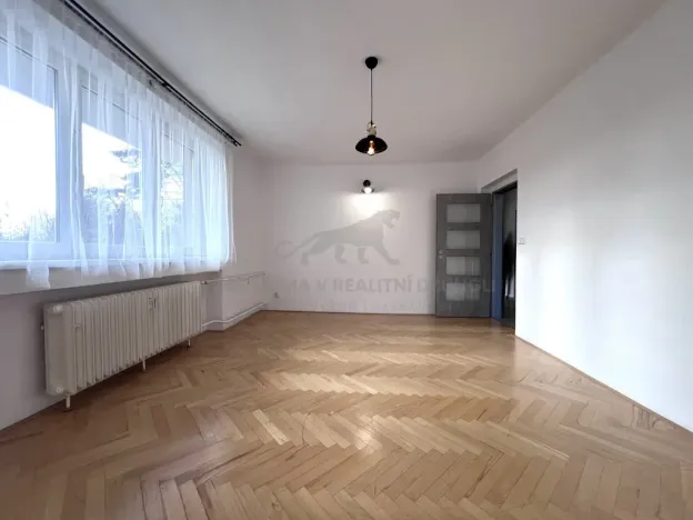 Pronájem bytu 2+1, Praha - Krč, Višňová, 56 m2