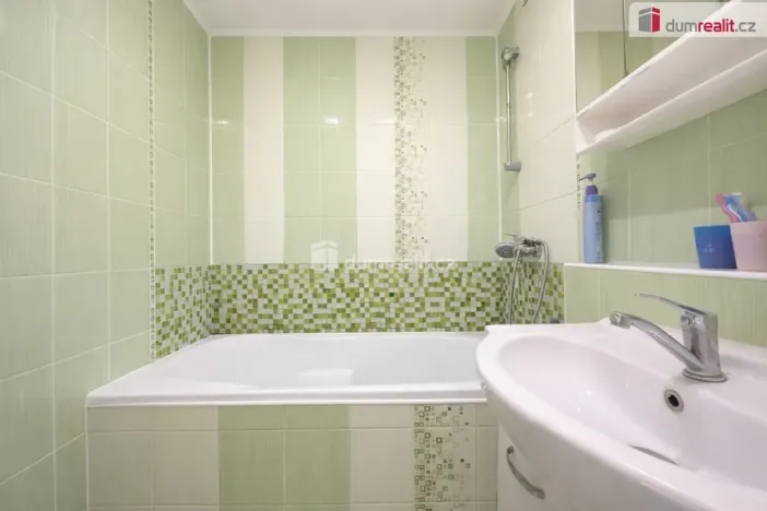 Prodej bytu 3+1, Ústí nad Labem - Mojžíř, Peškova, 69 m2