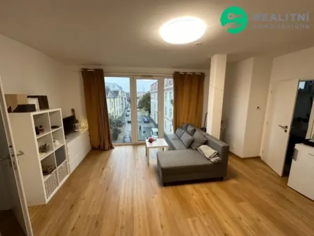 Pronájem bytu 2+kk, Praha - Michle, Pod Stárkou, 40 m2