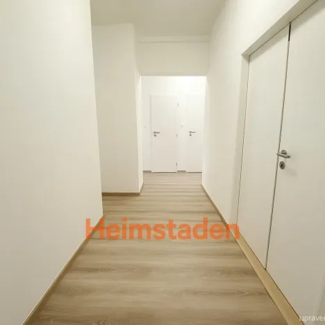 Pronájem bytu 2+1, Ostrava - Moravská Ostrava, náměstí Jiřího Myrona, 57 m2