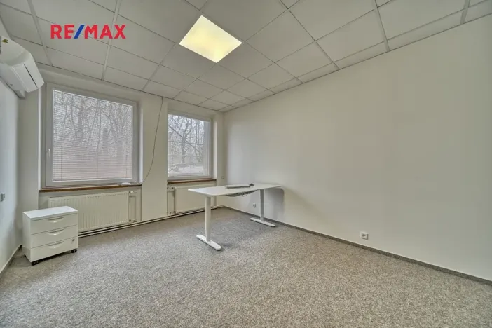 Pronájem kanceláře, Chlumec nad Cidlinou, Rooseveltova, 18 m2