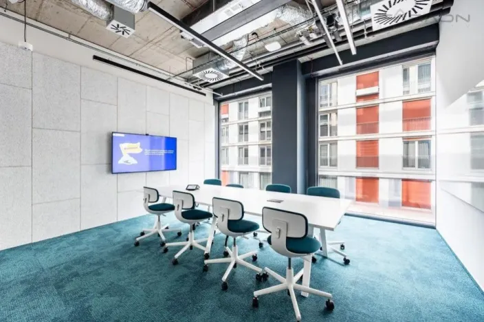 Pronájem kanceláře, Praha - Karlín, Rohanské nábřeží, 706 m2