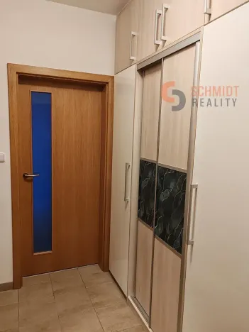 Pronájem bytu 1+kk, Šakvice, Hlavní, 32 m2