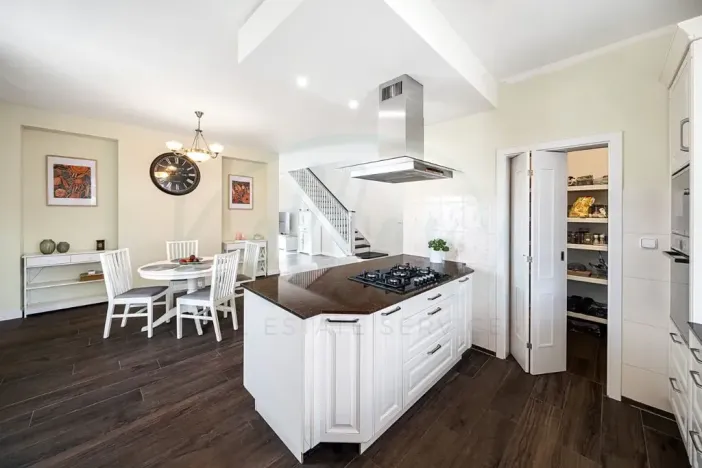 Prodej rodinného domu, Vysoký Újezd, 244 m2