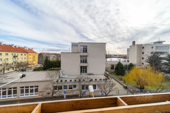 Pronájem bytu 2+kk, Praha - Vysočany, Prouzova, 49 m2