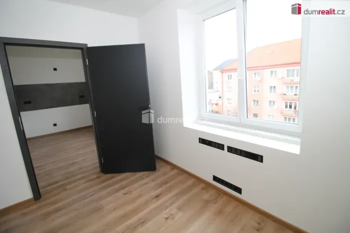 Prodej bytu 2+1, Sokolov, Sokolovská, 55 m2