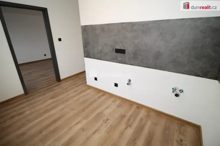 Prodej bytu 2+1, Sokolov, Sokolovská, 55 m2