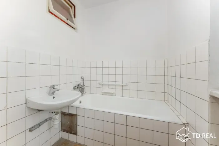 Prodej bytu 2+1, Modřice, Husova, 51 m2