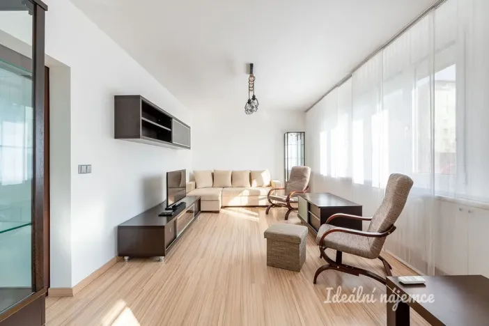 Pronájem bytu 3+1, Praha, Volutová, 76 m2