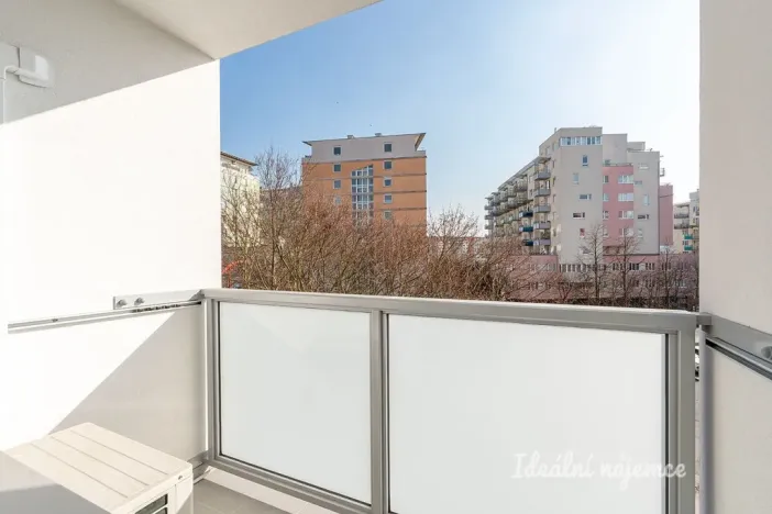 Pronájem bytu 3+1, Praha, Volutová, 76 m2