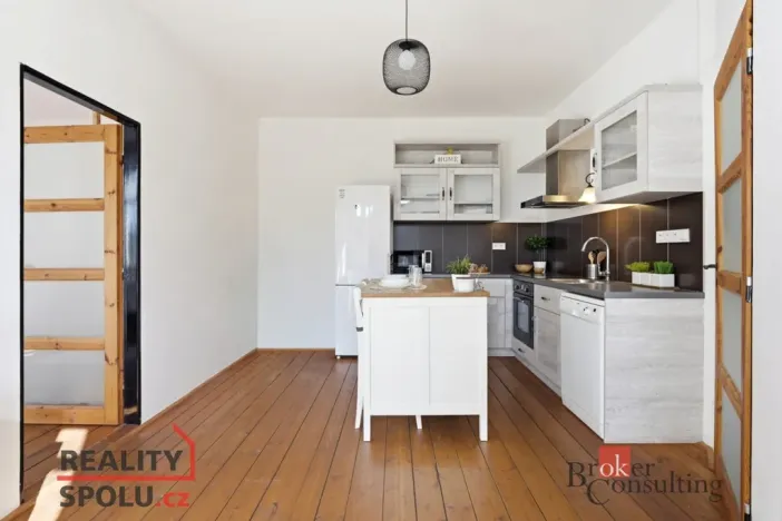 Prodej bytu 2+kk, Hradec Králové, Pospíšilova, 44 m2