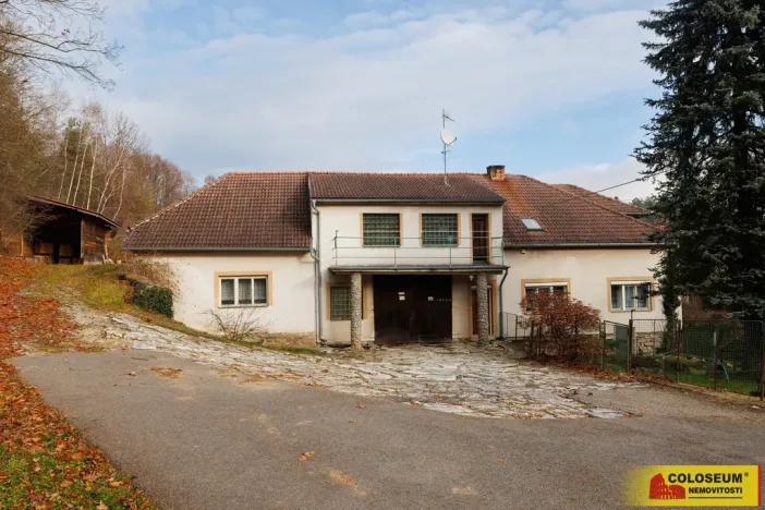 Prodej rodinného domu, Kněževes - Jobova Lhota, 175 m2