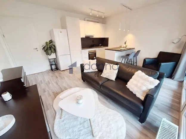 Pronájem bytu 2+kk, Praha, Huppnerova, 54 m2