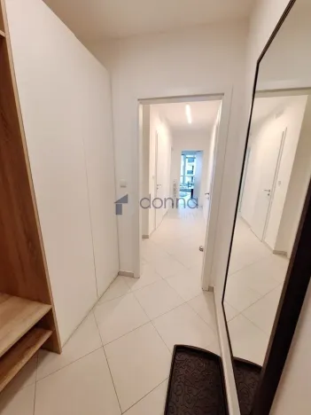 Pronájem bytu 2+kk, Praha, Huppnerova, 54 m2