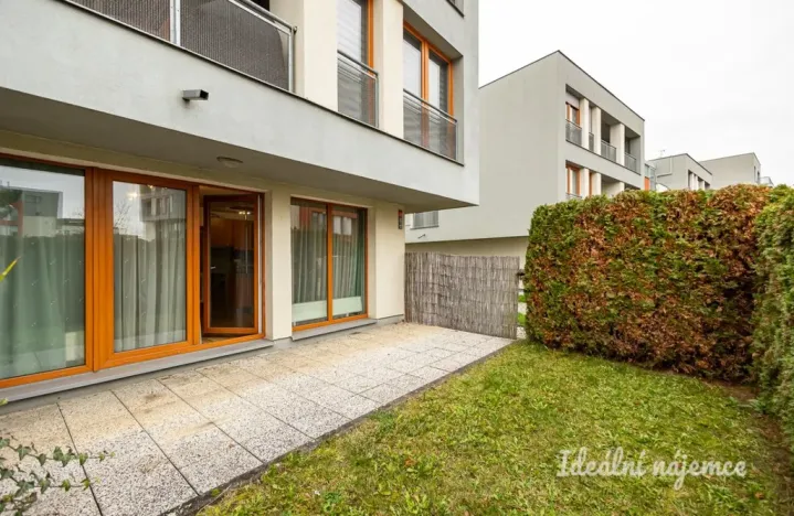 Pronájem bytu 1+kk, Praha - Pitkovice, K dálnici, 44 m2