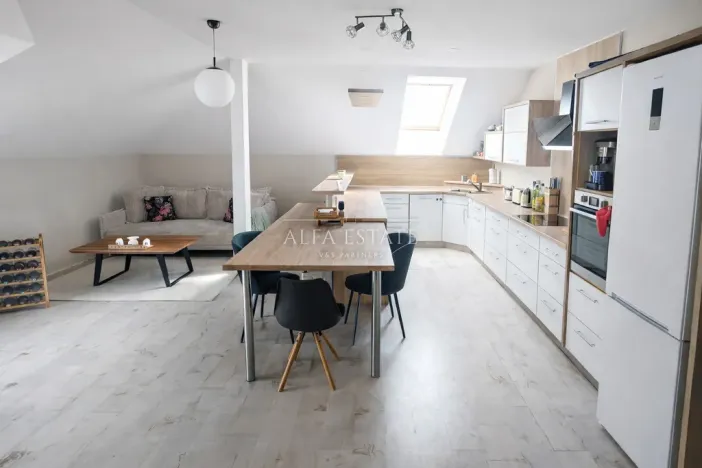 Prodej bytu 4+kk, Chodov, Bezručova, 107 m2