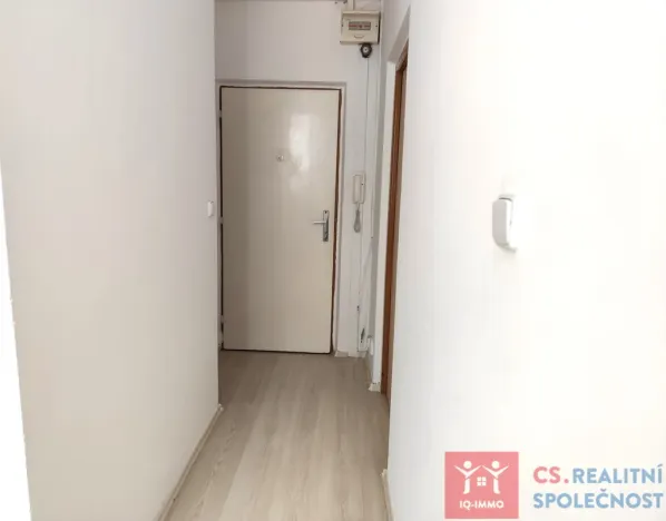 Pronájem bytu 1+1, Znojmo, Gagarinova, 35 m2