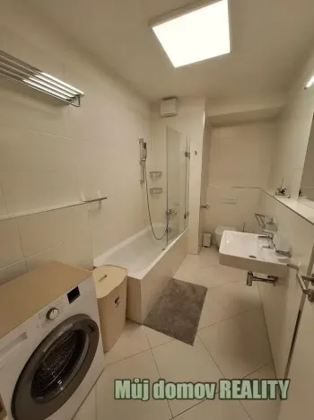 Pronájem bytu 2+kk, Praha - Ruzyně, Huppnerova, 54 m2