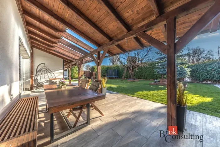 Prodej rodinného domu, Zlonín, U Rybníka, 291 m2