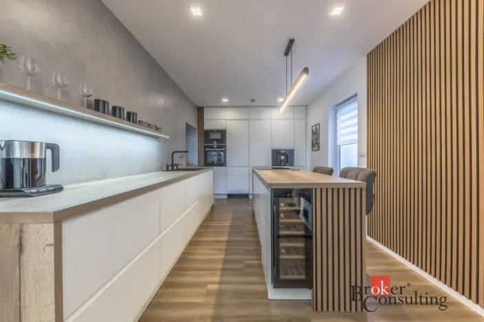 Prodej rodinného domu, Zlonín, U Rybníka, 291 m2