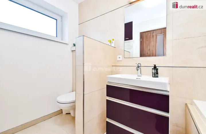 Prodej rodinného domu, Chýně, Hájecká, 104 m2