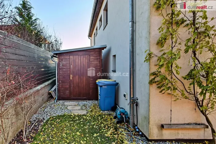 Prodej rodinného domu, Chýně, Hájecká, 104 m2