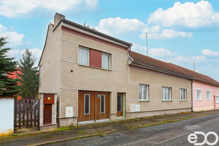 Prodej rodinného domu, Sadská, Adamcova, 120 m2