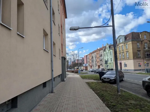 Pronájem bytu 2+1, Teplice, Duchcovská, 55 m2