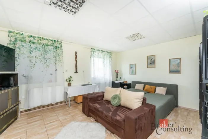 Prodej restaurace, Krásný Dvůr - Vysoké Třebušice, 600 m2