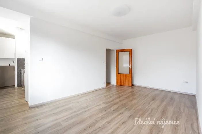 Pronájem bytu 2+kk, Praha, Devonská, 44 m2