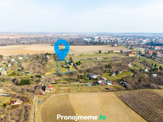 Prodej zahrady, Znojmo, 1989 m2