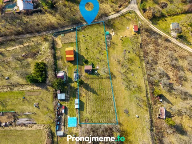 Prodej zahrady, Znojmo, 1989 m2