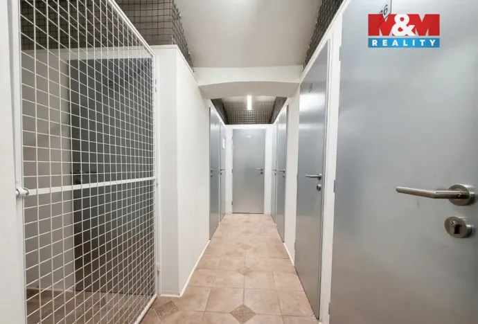 Pronájem skladu, Praha - Nové Město, Sokolská, 4 m2