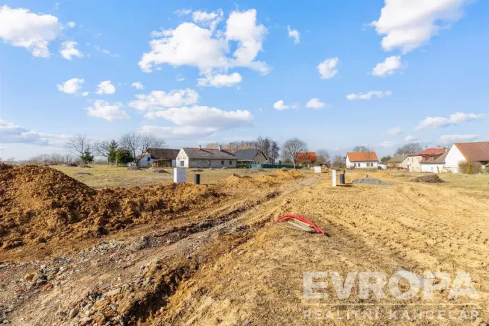 Prodej pozemku pro bydlení, Zvěstovice, 592 m2
