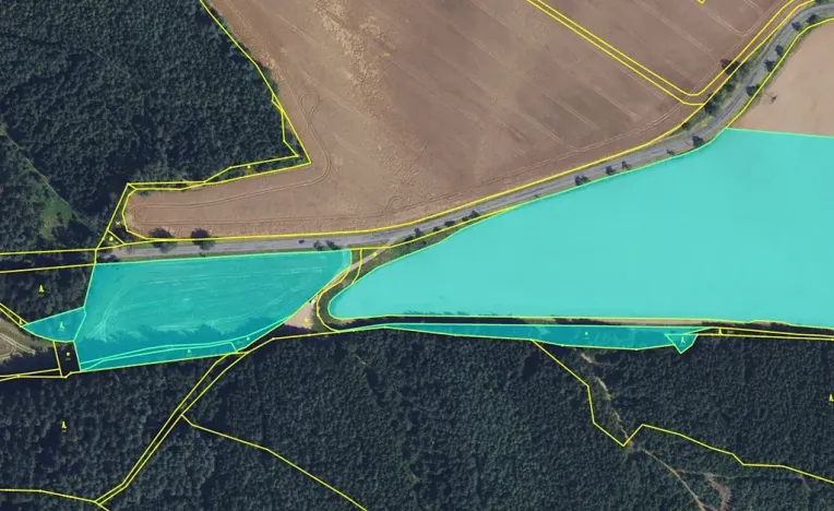 Prodej pole, Křenov, 140230 m2