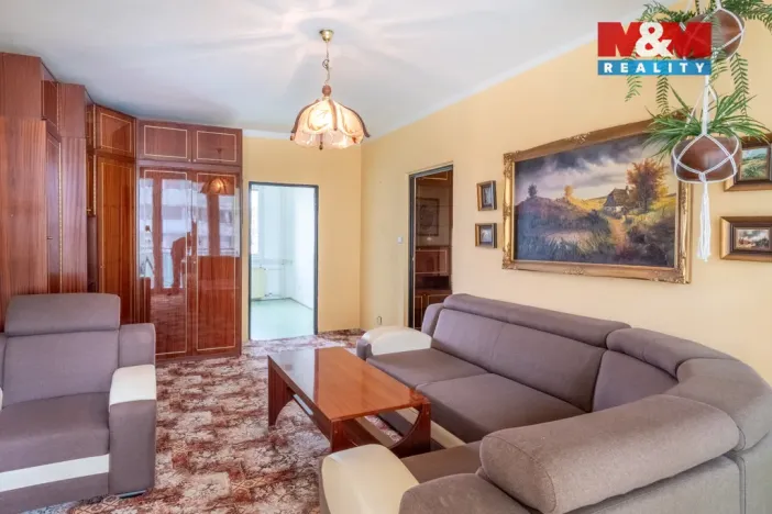 Prodej bytu 3+1, Český Krumlov - Plešivec, Sídliště Plešivec, 73 m2