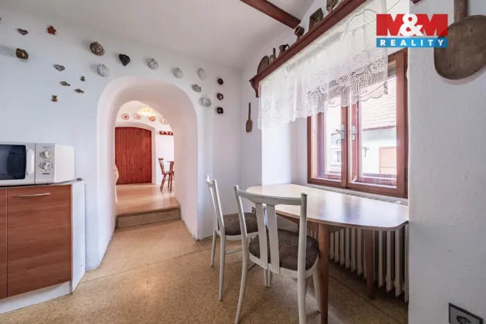 Prodej rodinného domu, Jankov - Holašovice, 250 m2