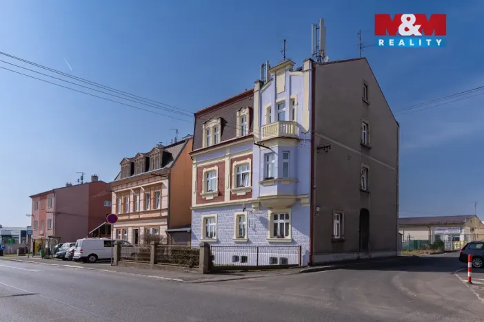 Prodej bytu 4+1, Karlovy Vary - Bohatice, Jáchymovská, 102 m2