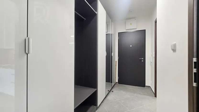 Pronájem bytu 2+kk, Praha - Dolní Měcholupy, Honzíkova, 40 m2