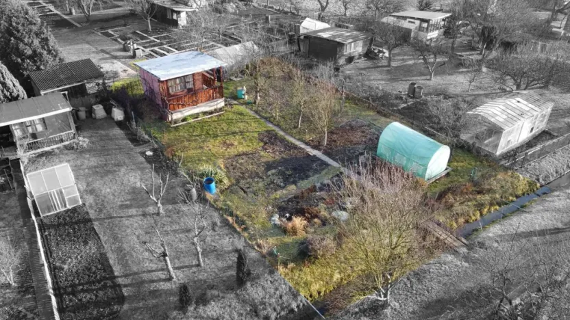 Prodej zahrady, Pardubice - Nové Jesenčany, Máchova, 311 m2